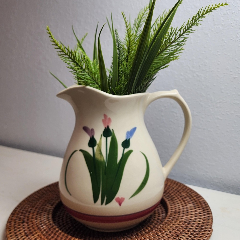 CLEARANCE 💲6️⃣ Clay Design Pottery Stoneware Pitcher Tulips Grass‎ Hand Thrown